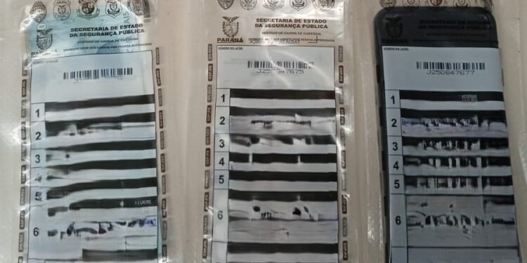 Adolescente é apreendido com 36 buchas de cocaína no Parque Agari