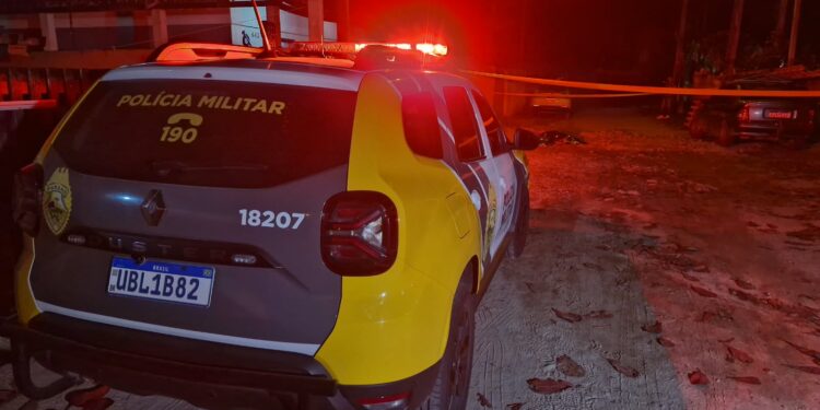 Jovem de 24 anos é executado a tiros na cabeça em Pontal do Paraná
